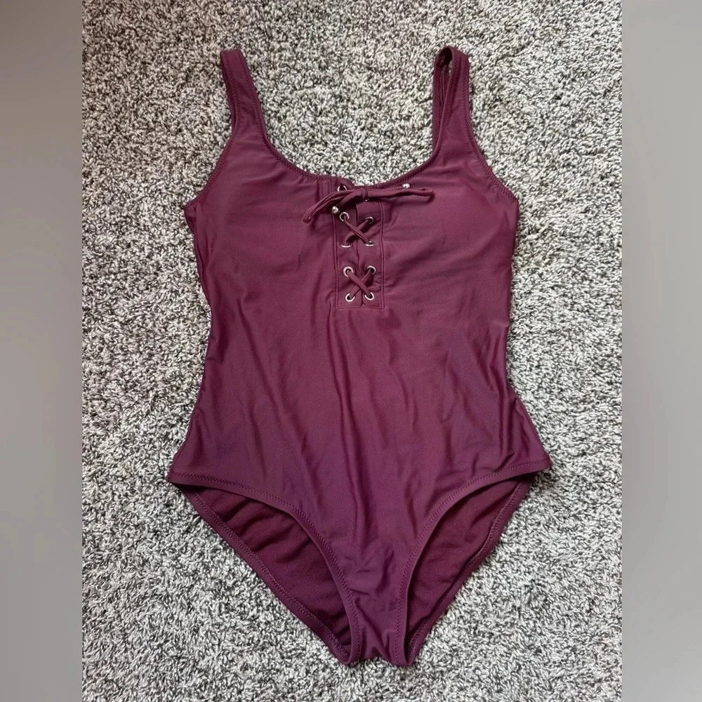 Mossimo Supply Co One Piece Swimsuit - burgundy, size M